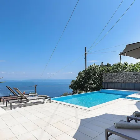 Holiday home Grotta *