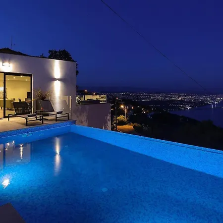 Grotta Holiday home *